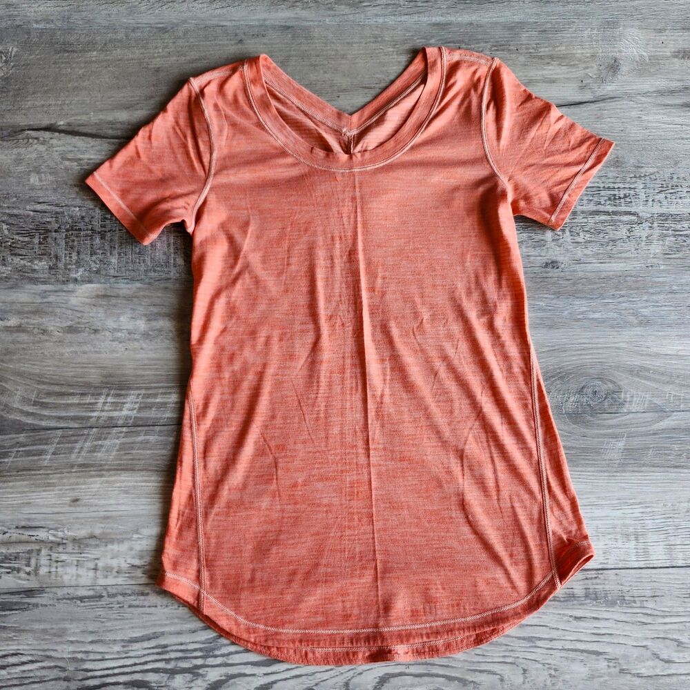 Lululemon short sleeve top